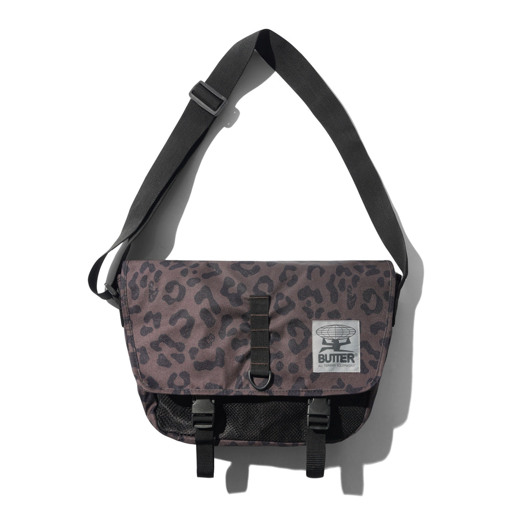 Commute Side Bag Leopard