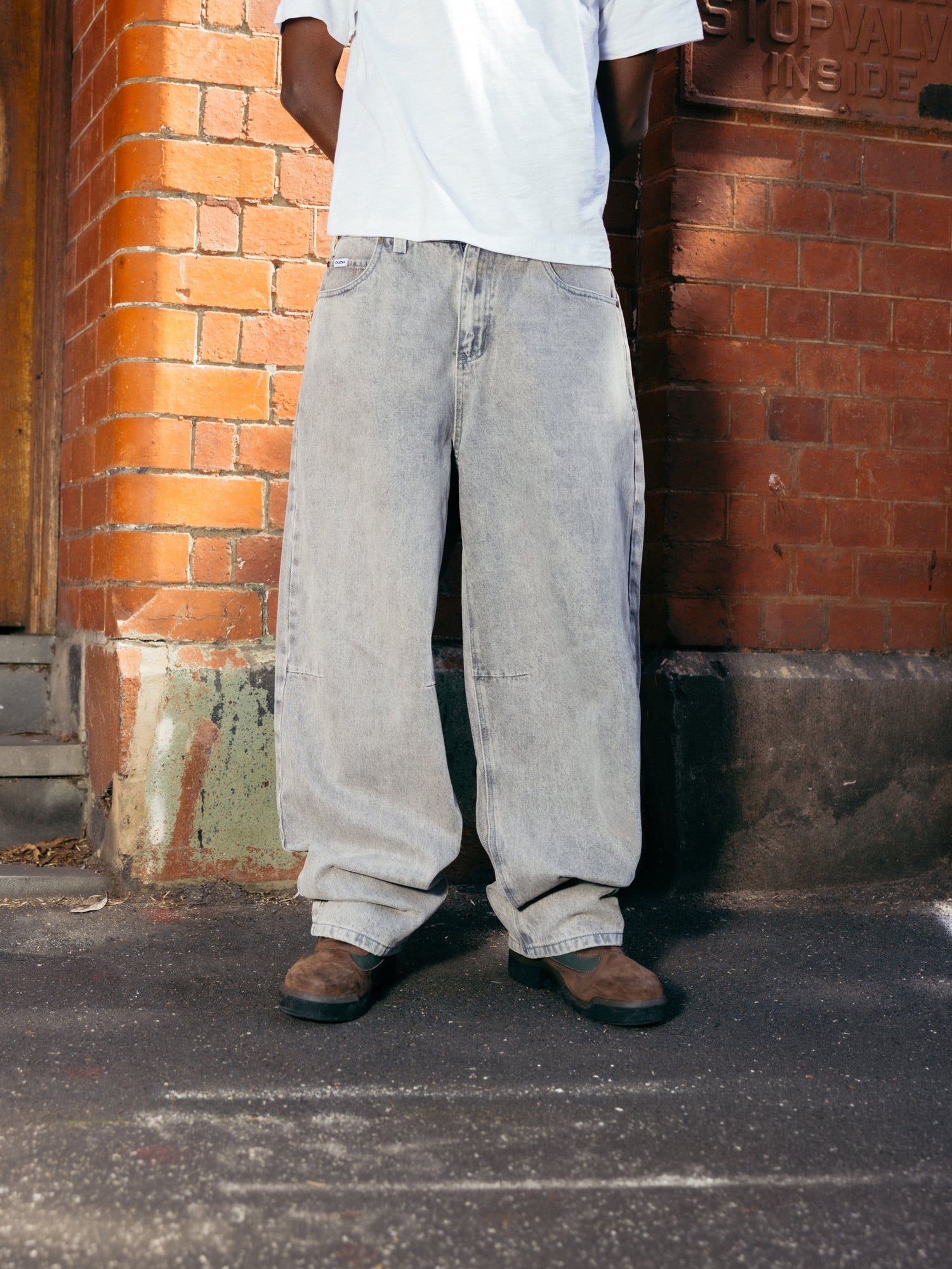 Wide Cut Denim Jeans, Washed Indigo