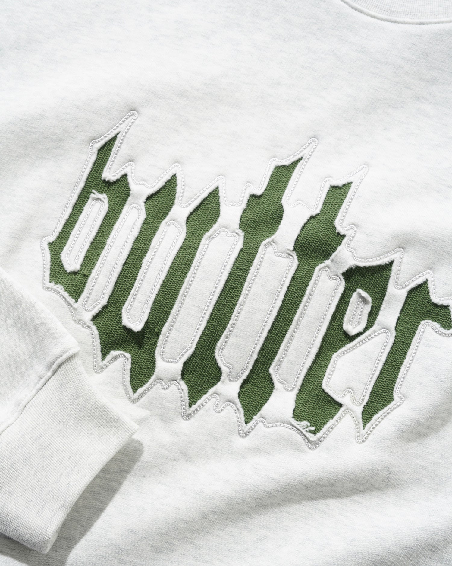 Cut Out Applique Crewneck, Ash