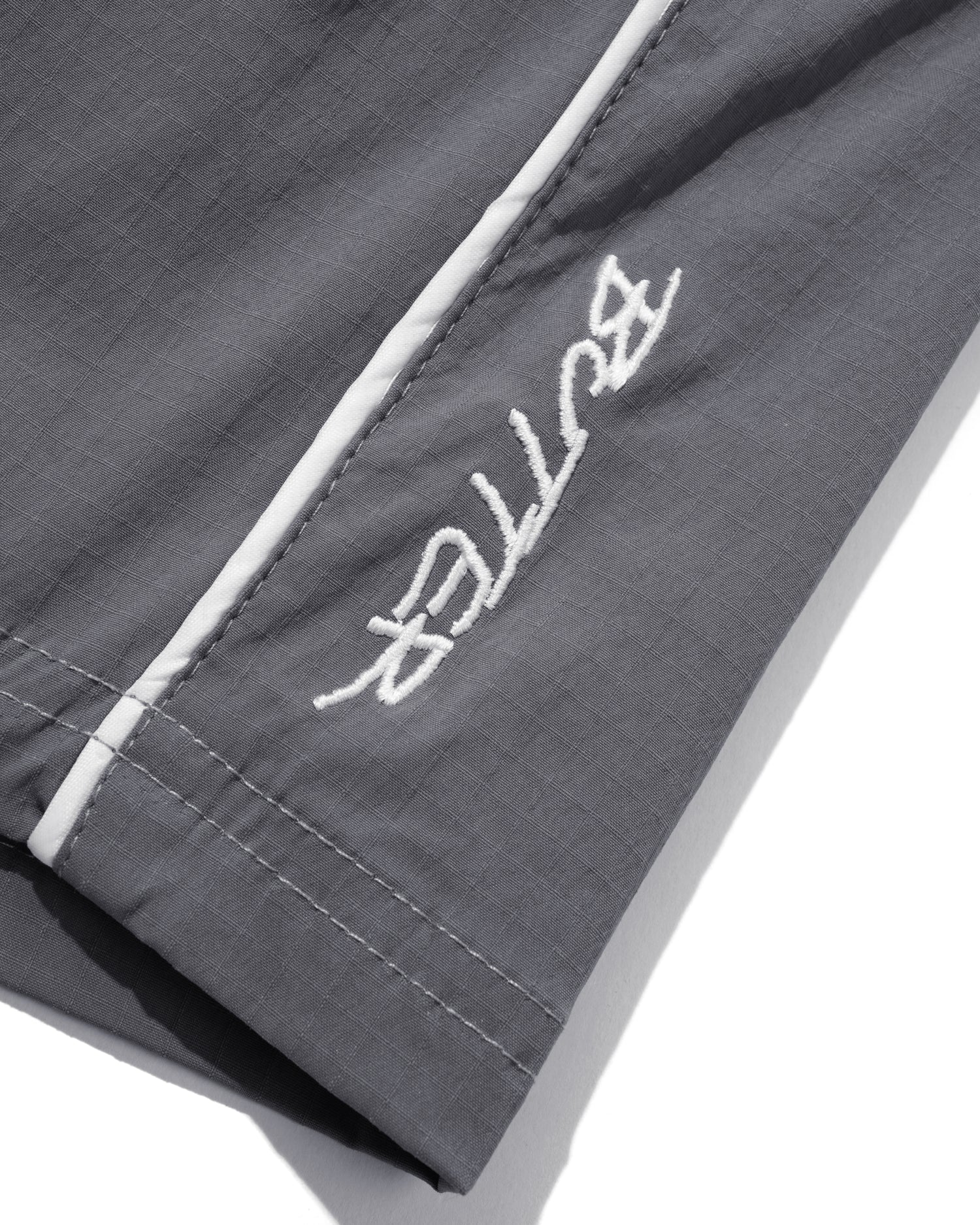Main Shorts, Grey