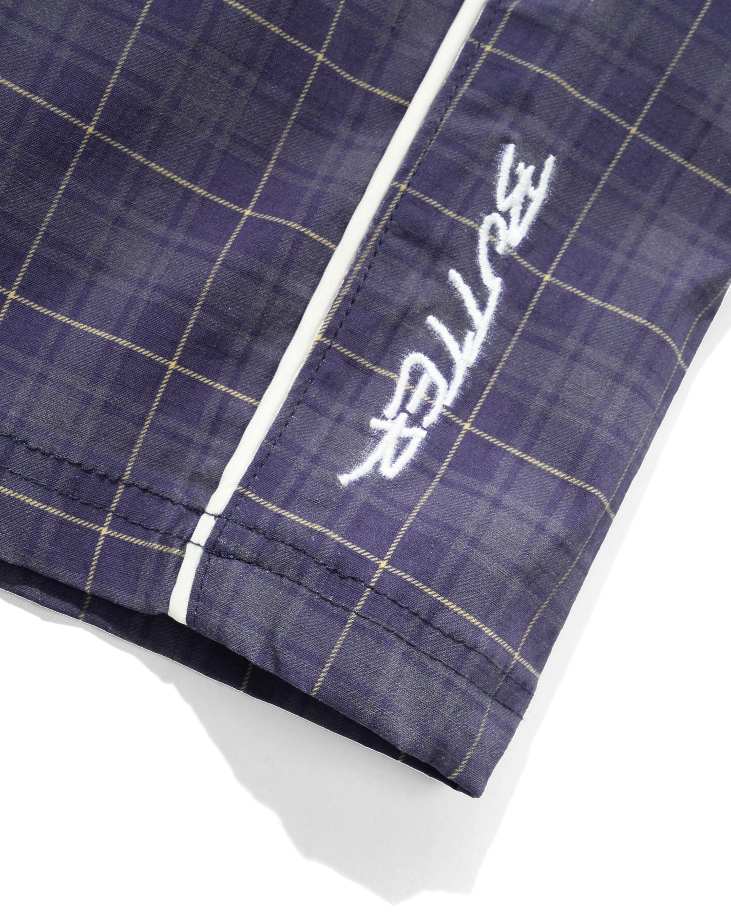Main Shorts, Navy Plaid
