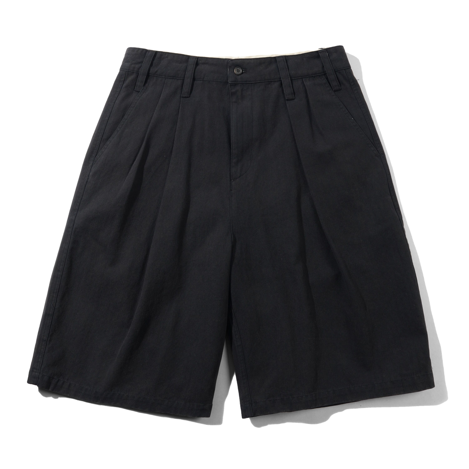 Pleated Shorts, Washed Black
