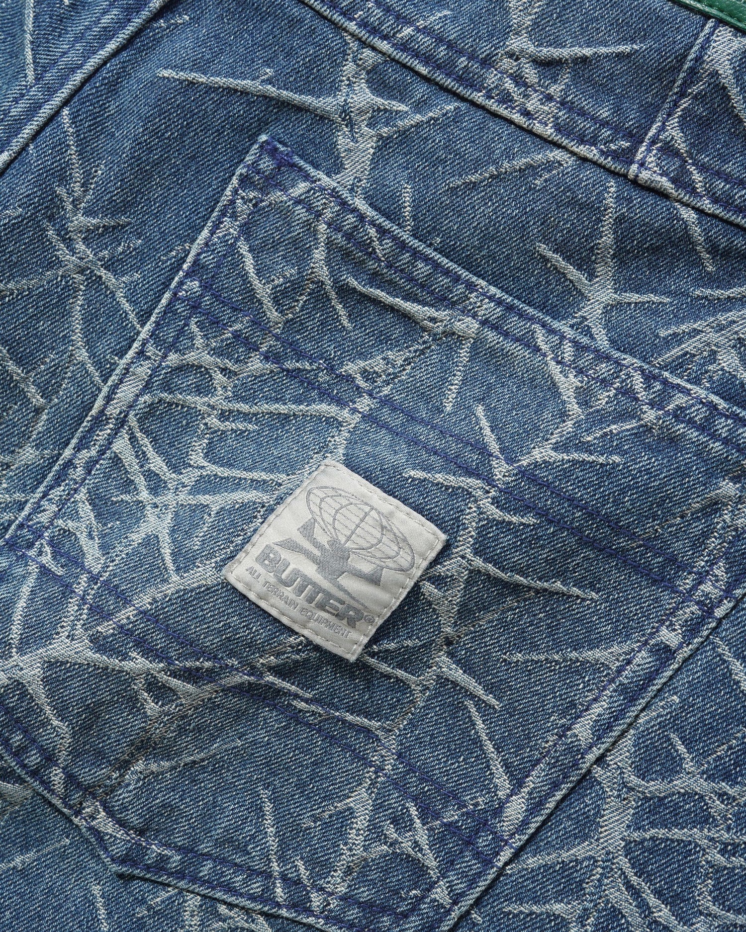 Thorn Camo Wide Cut Denim Jeans, Washed Indigo
